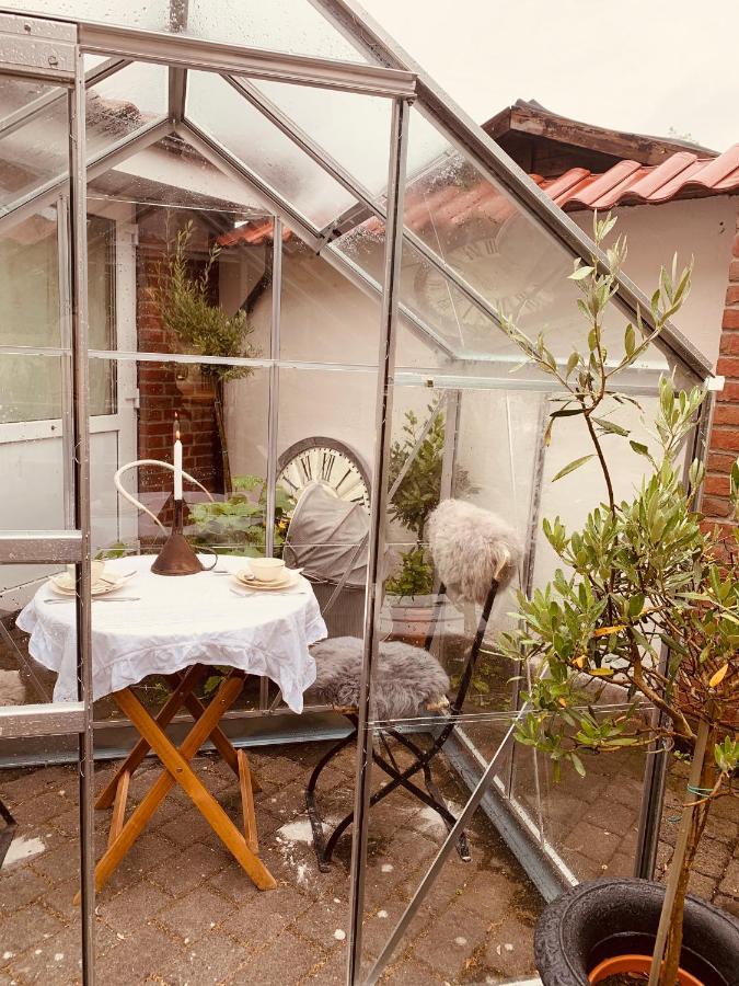 Das Kleine Hotel Schleiblick Schleswig Ngoại thất bức ảnh