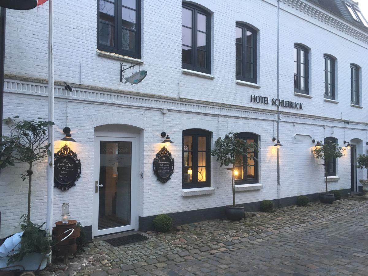 Das Kleine Hotel Schleiblick Schleswig Ngoại thất bức ảnh