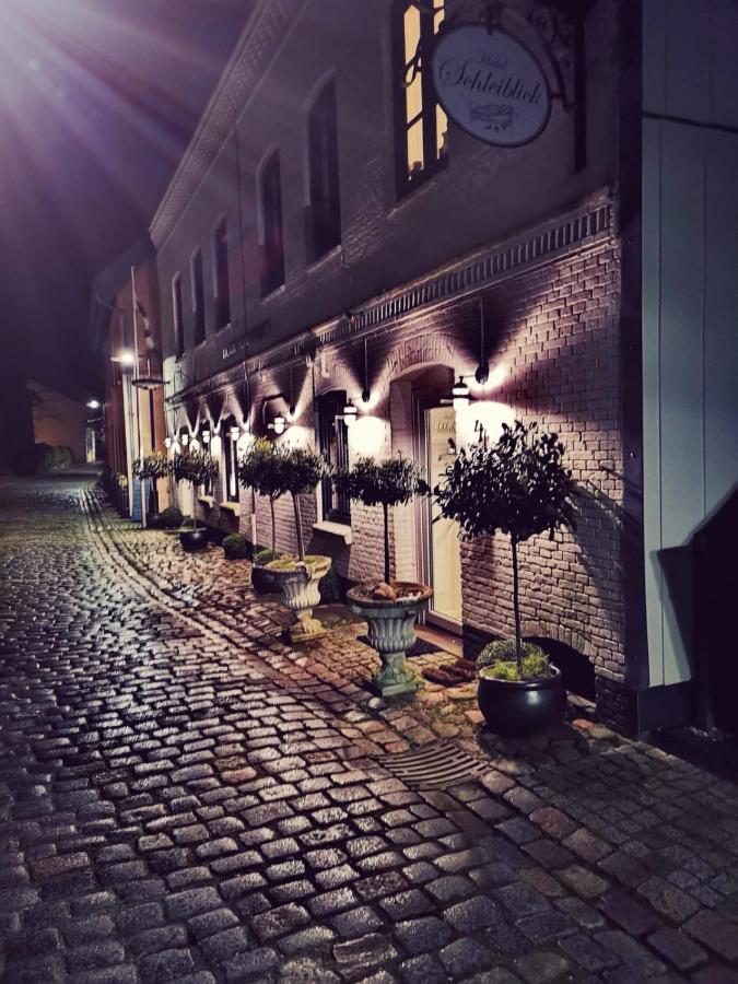 Das Kleine Hotel Schleiblick Schleswig Ngoại thất bức ảnh